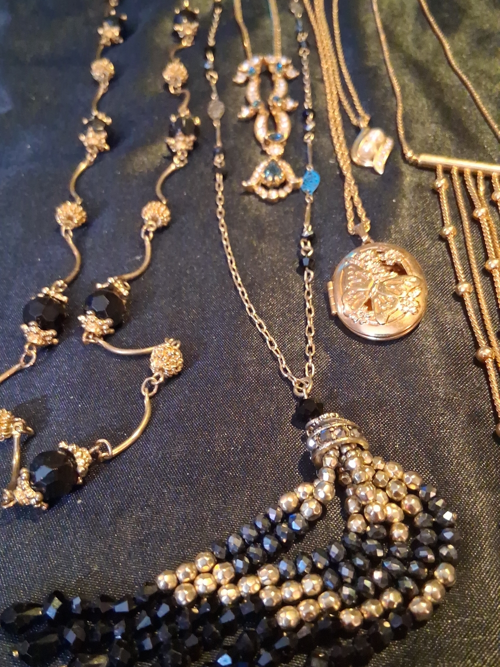 Vintage Necklace Set with Avon Butterfly Locket and Loft Bead Dangle - Picture 2 of 14